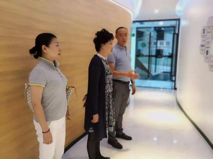 赣江南昌经开区领导受邀访问富邦娱乐加速器，为优质项目落地南昌创造新机遇